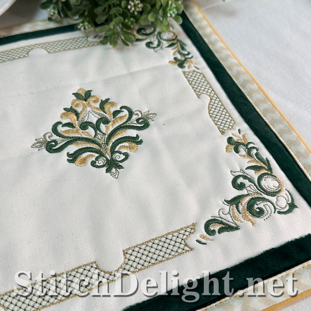 SDS4780 Gilded Inspiration Table Runner