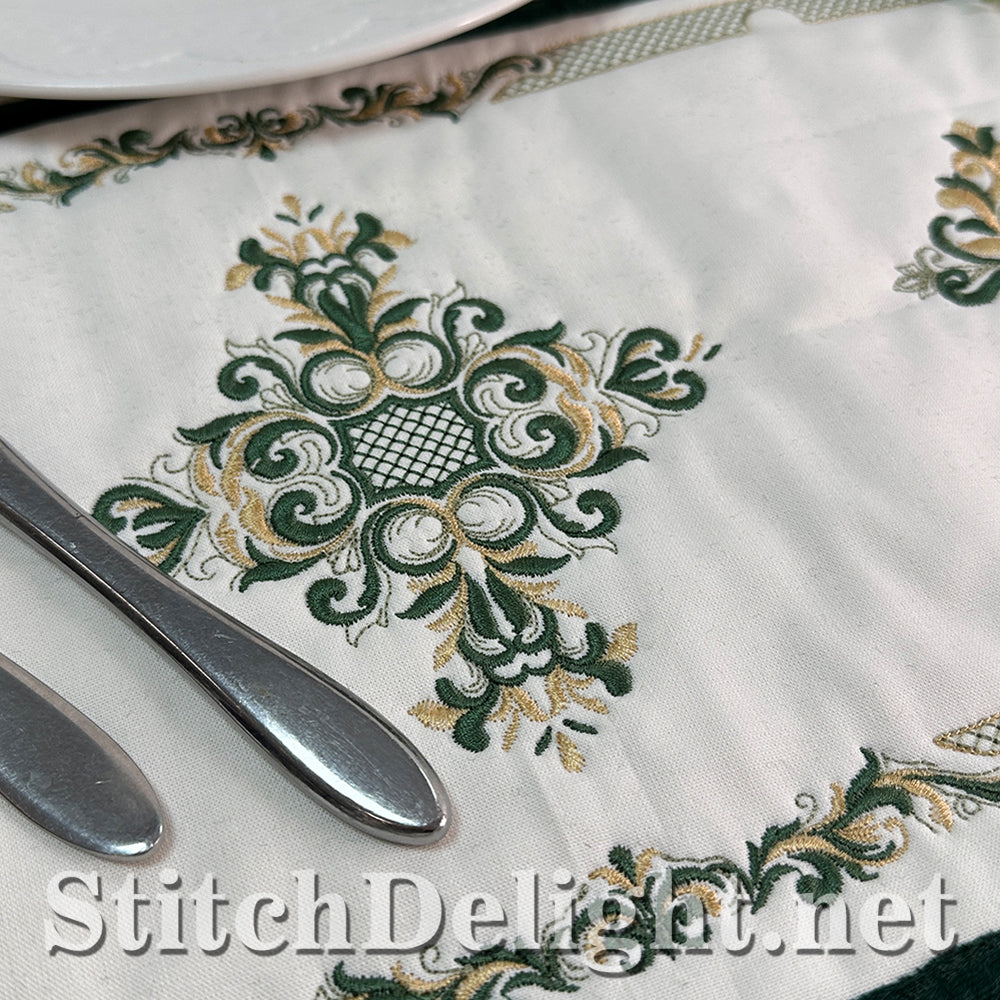 SDS4780 Gilded Inspiration Table Runner