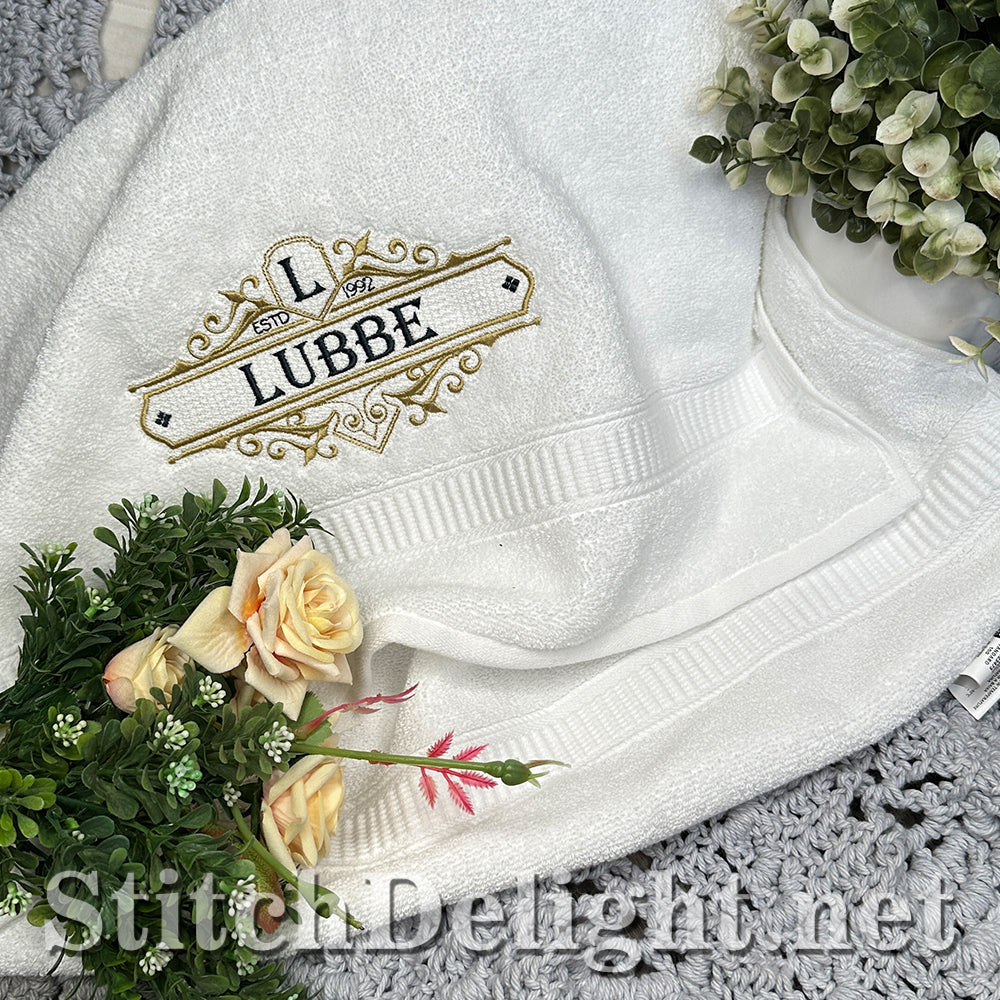 SDS4802 Regal Crest Monogram Font