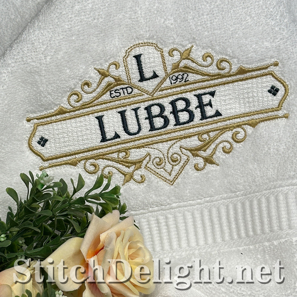 SDS4802 Regal Crest Monogram Font