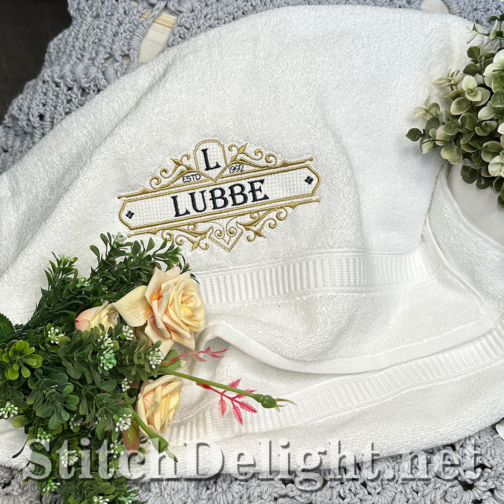 SDS4802 Regal Crest Monogram Font