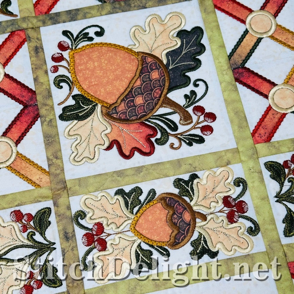 SDS4994 Acorn Table Runner