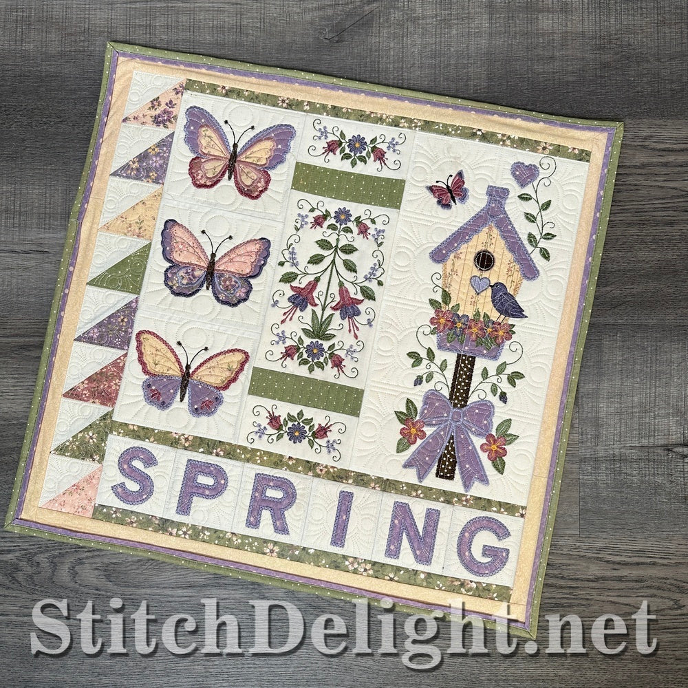 SDS4853 Spring Time Dancing Lilies Wallhanging