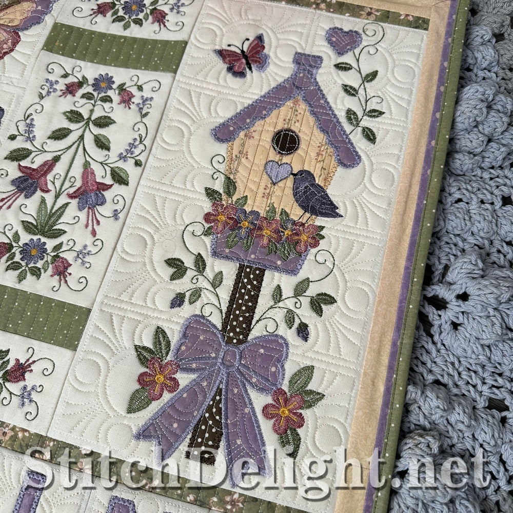 SDS4853 Spring Time Dancing Lilies Wallhanging