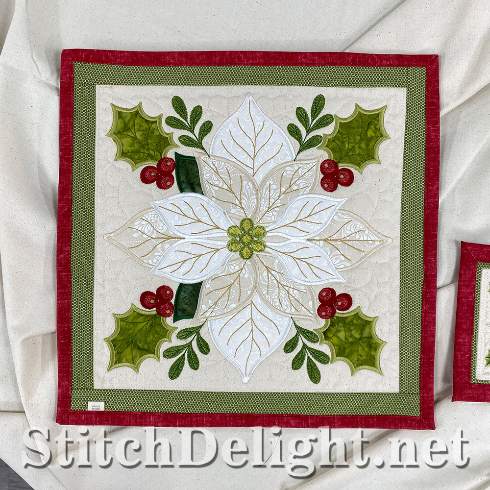 SDS5619 Poinsettia Potholders