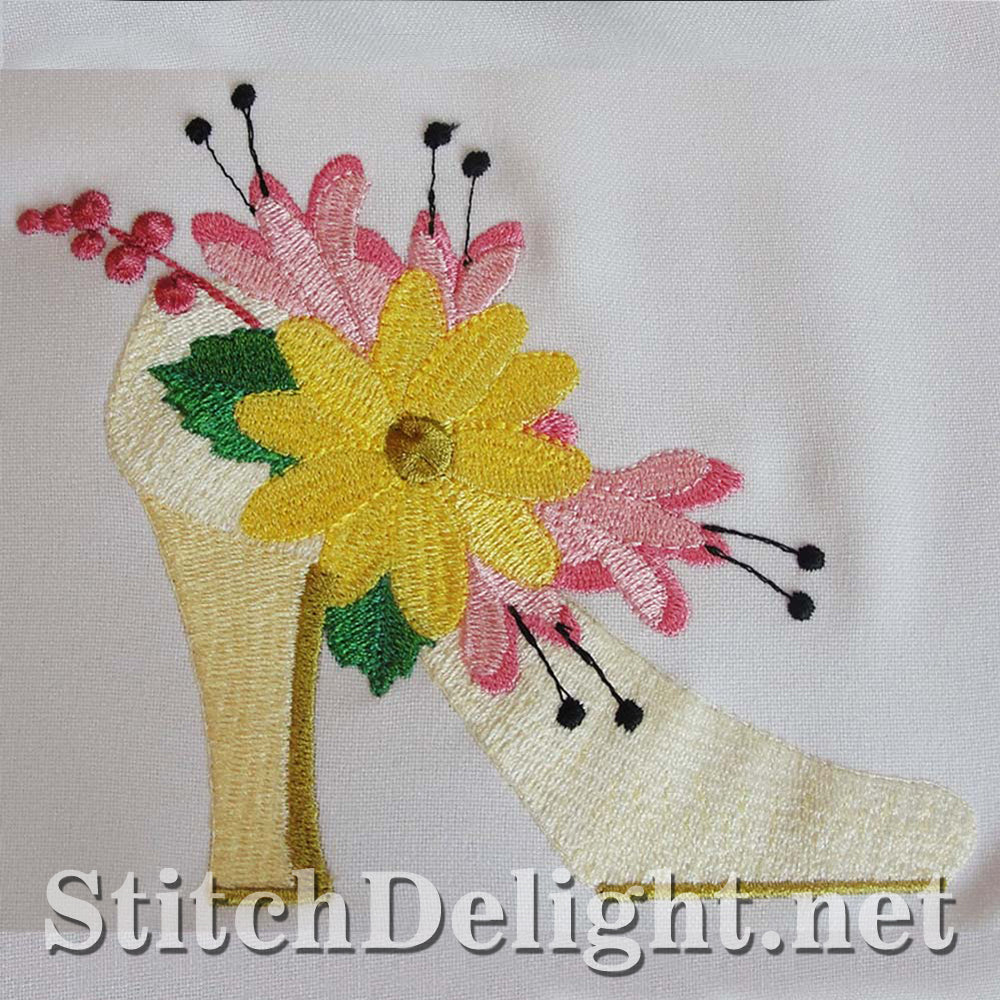 Elegant single design featuring stunning shoes with exquisite flowers for the 4x4 hoop