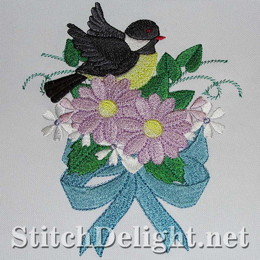 Adorable birdy single design with stunning florals done in the 5x7 hoop.