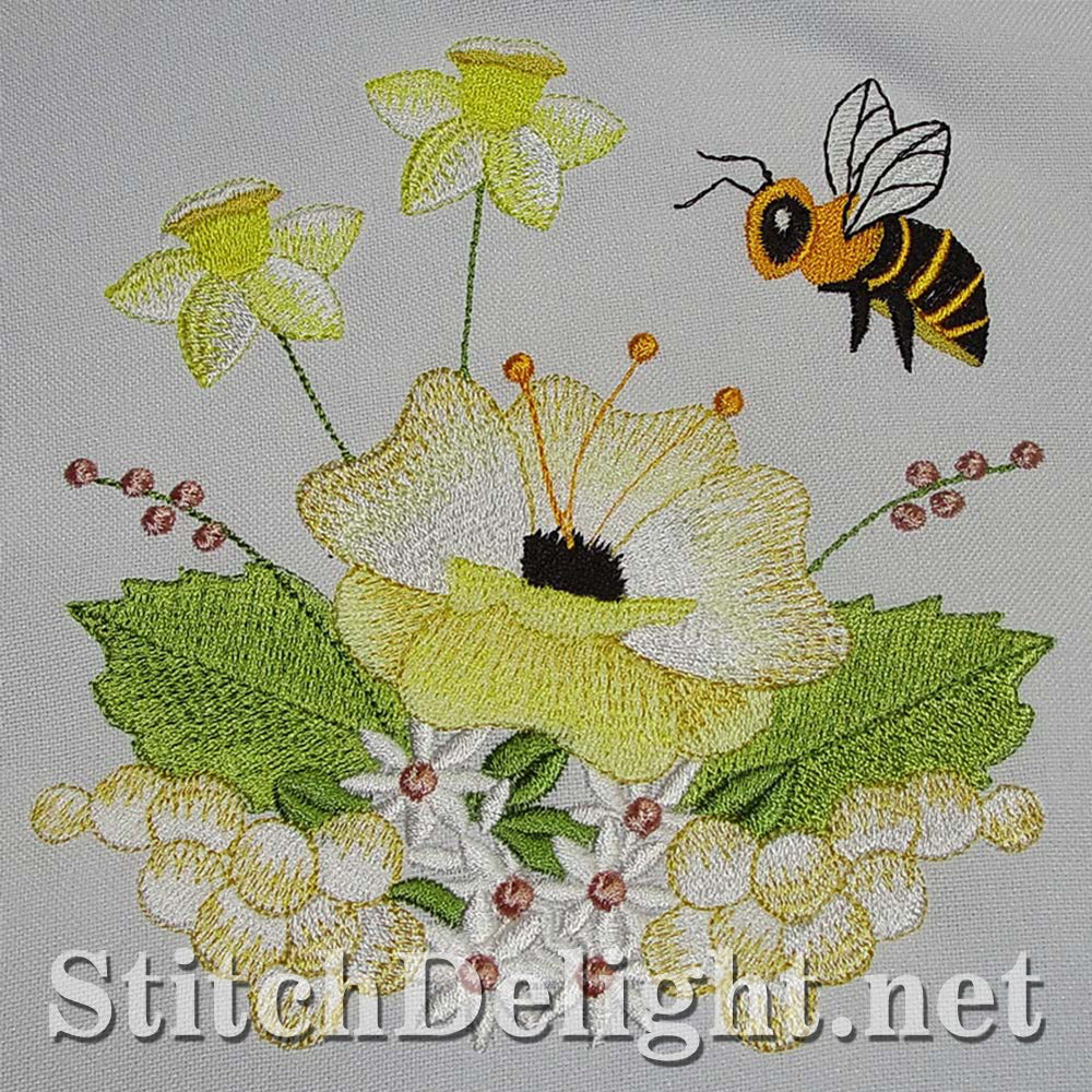 Busy bee single design with stunning florals done in the 4x4 hoop