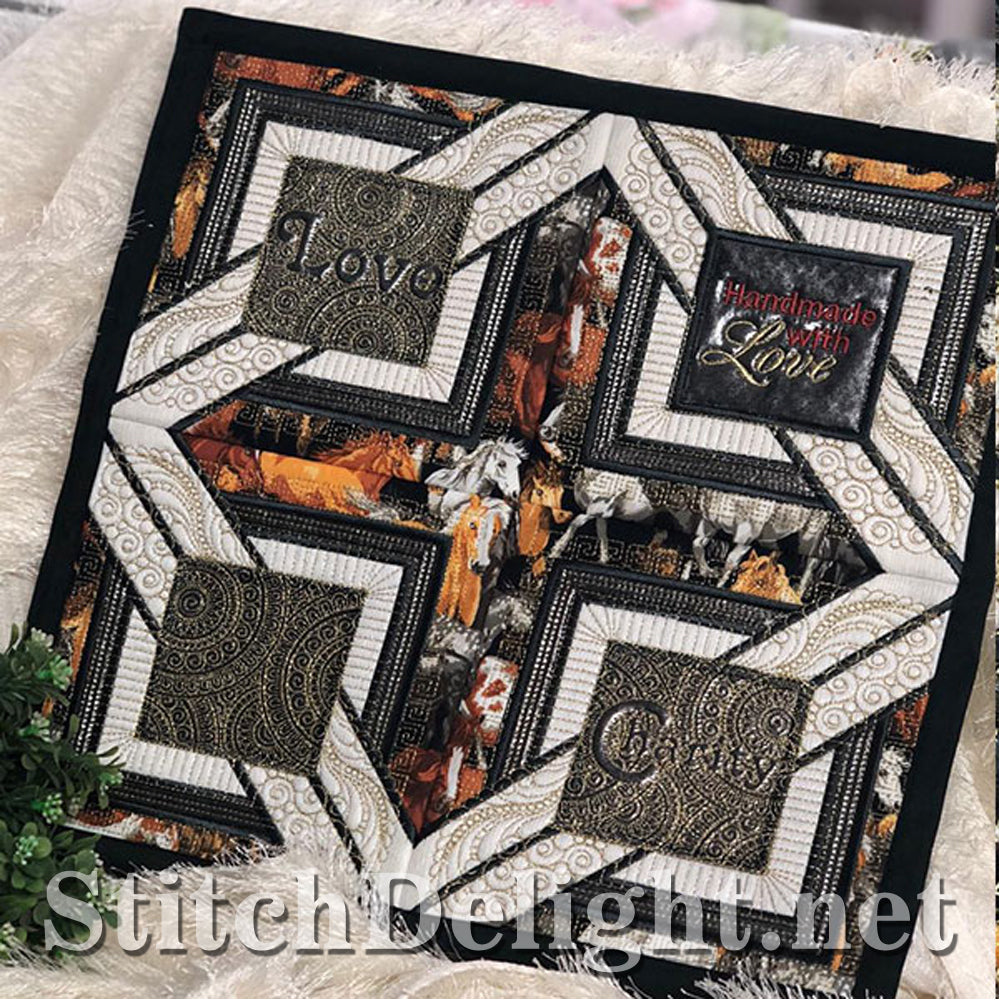 SDS1361 QuiltSquare Charité