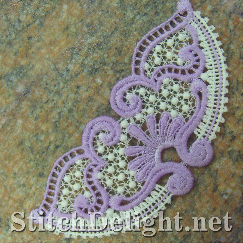 SD0636 Battenburg Lace Corners