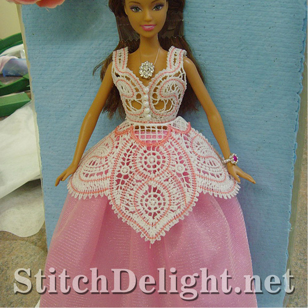SD0667 Barbie Dressed in Lace