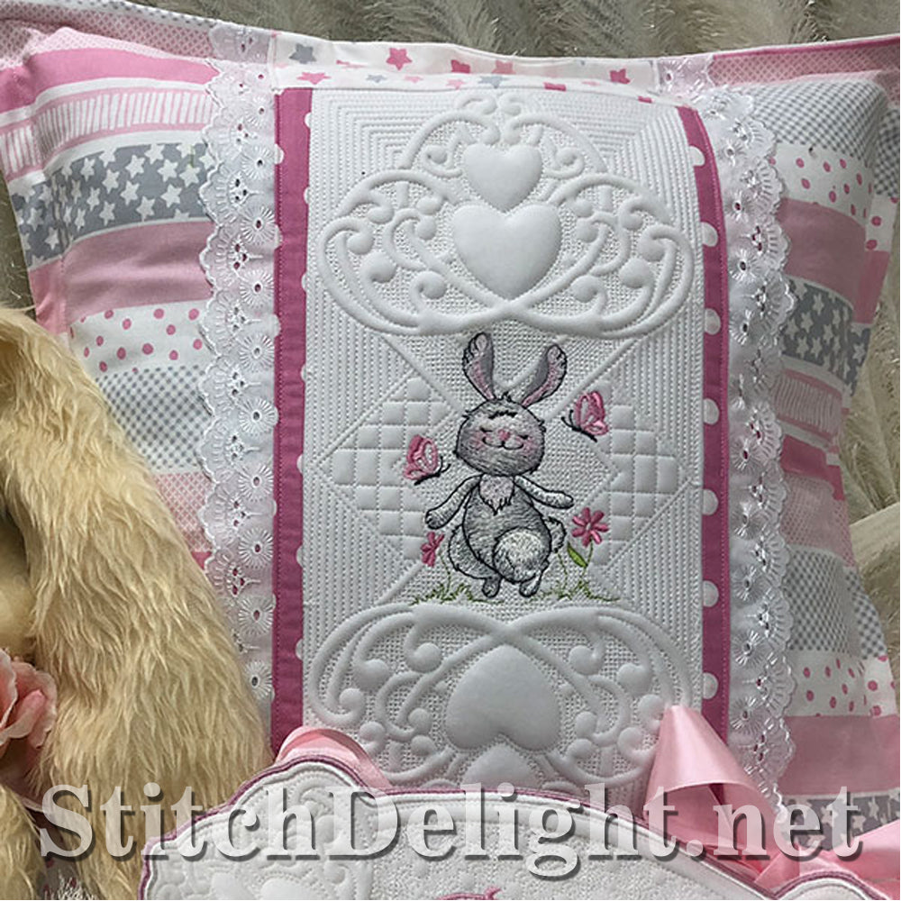 SDS1264 Bugsy Bunny and Quilting