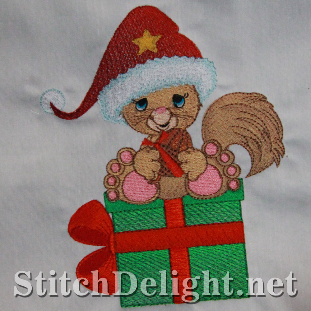 SD1193 Chrismas squirrel 1
