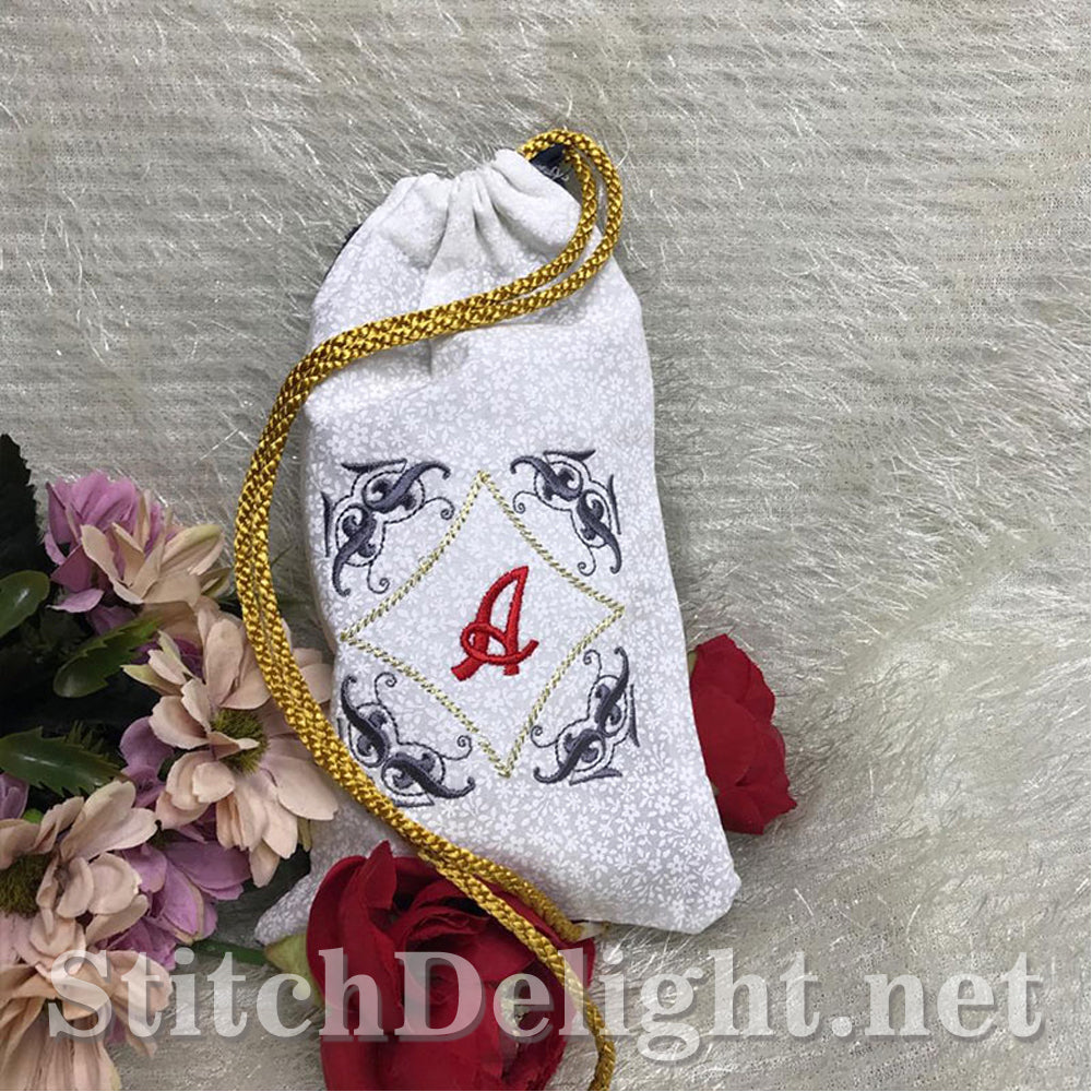 AE041 Monogram