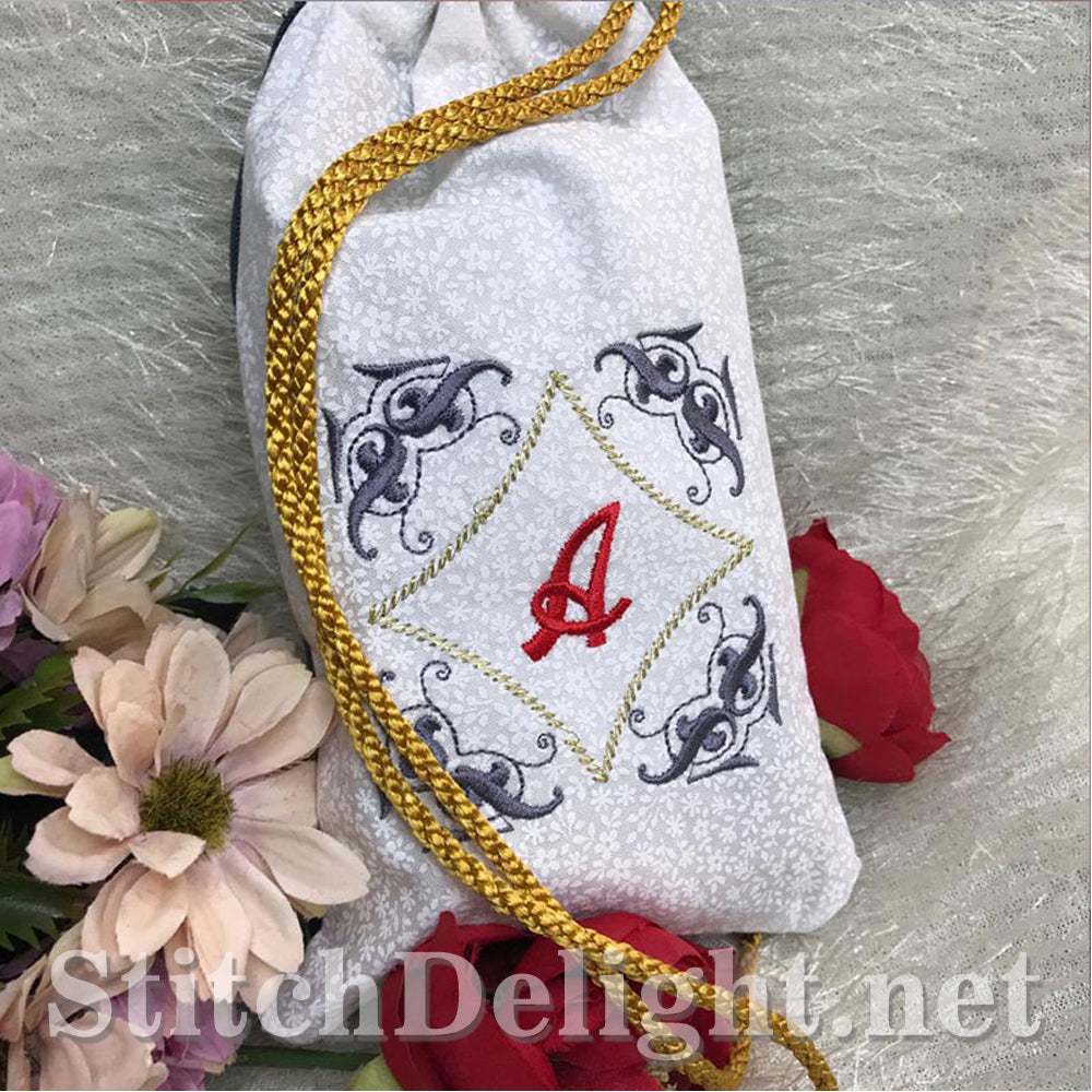 AE041 Monogram