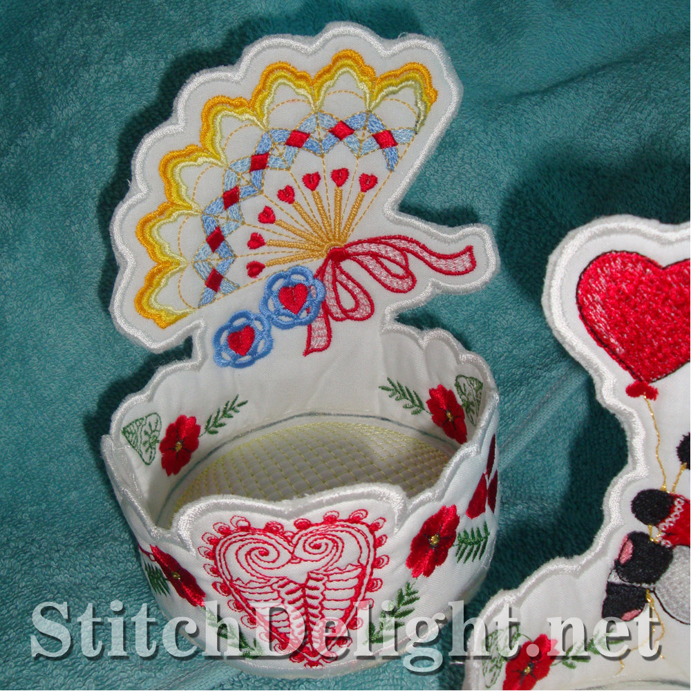 SD1148 Valentine's Cups