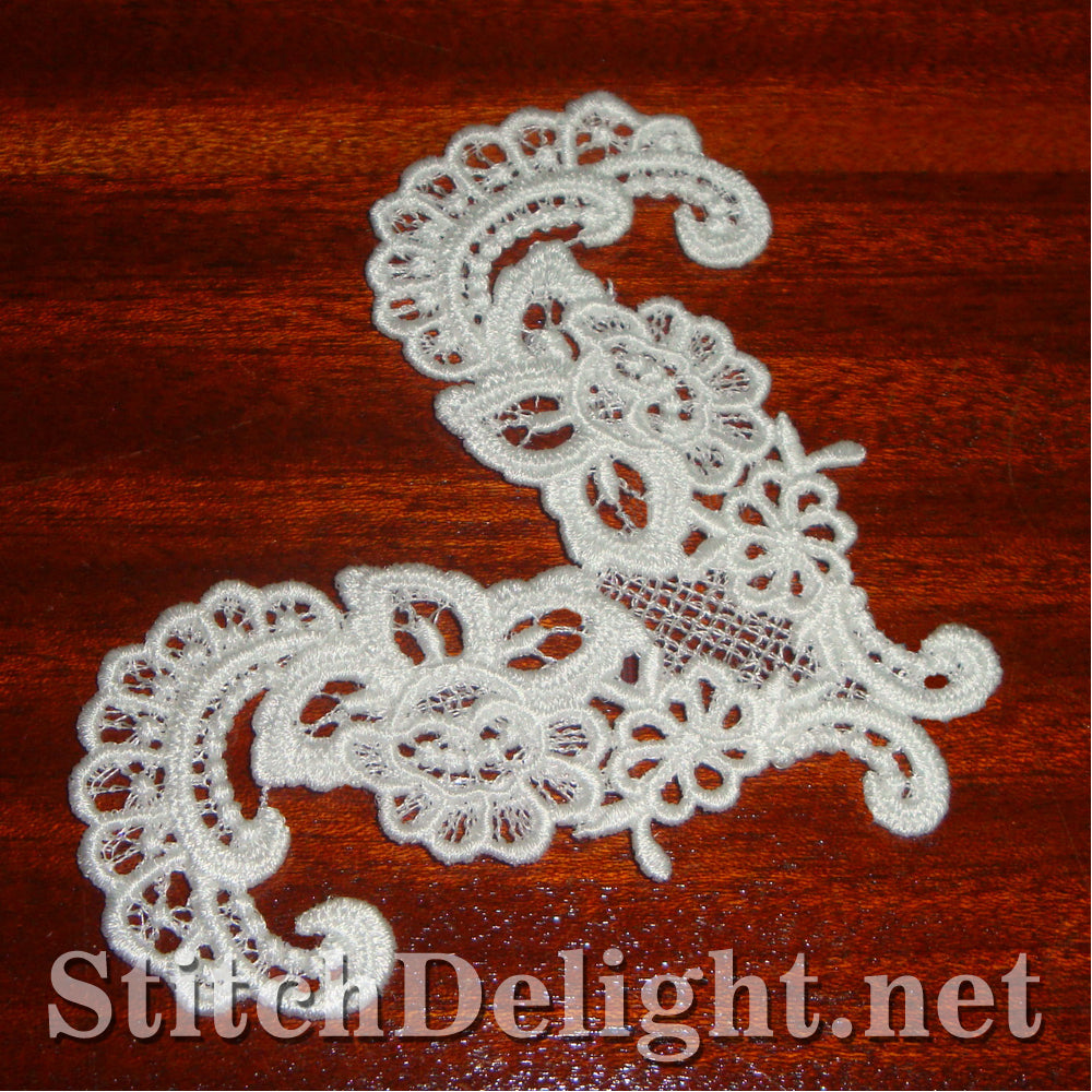 SD1110 Freestanding Lace Corner