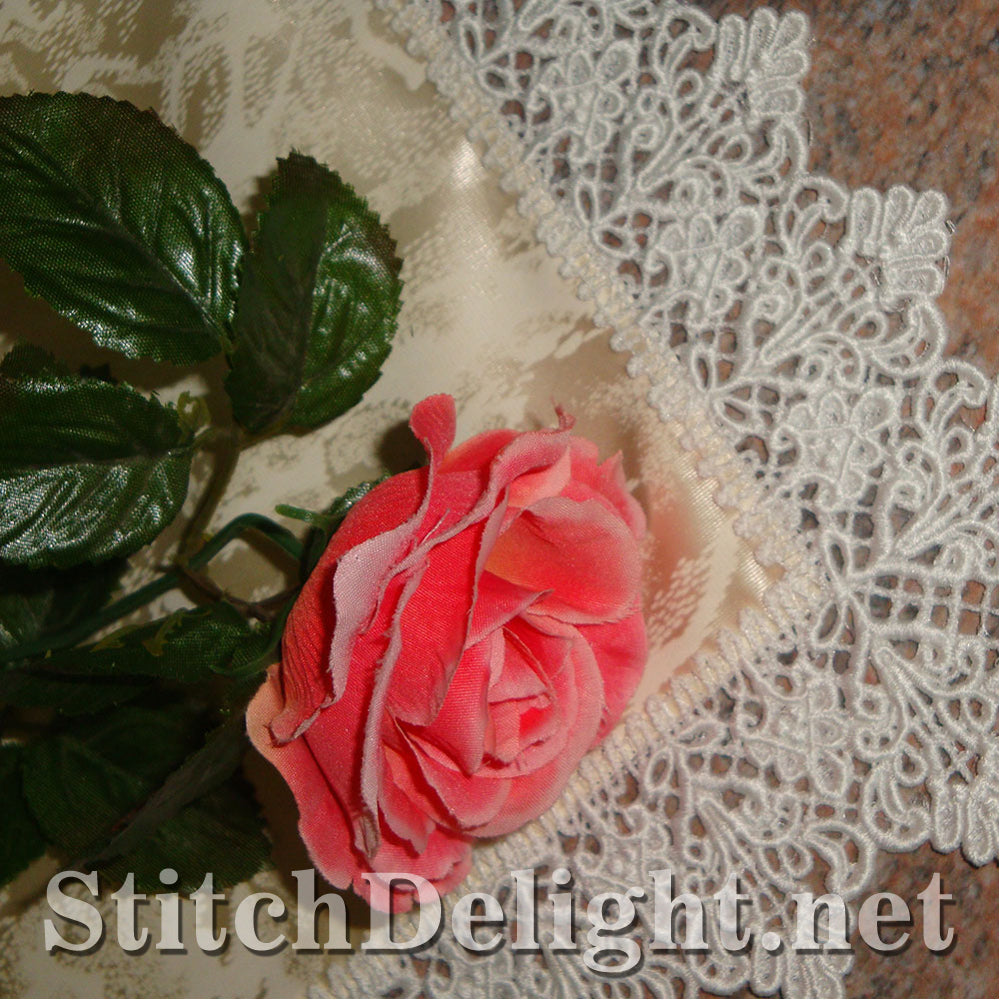 SD0818 Lace Edging