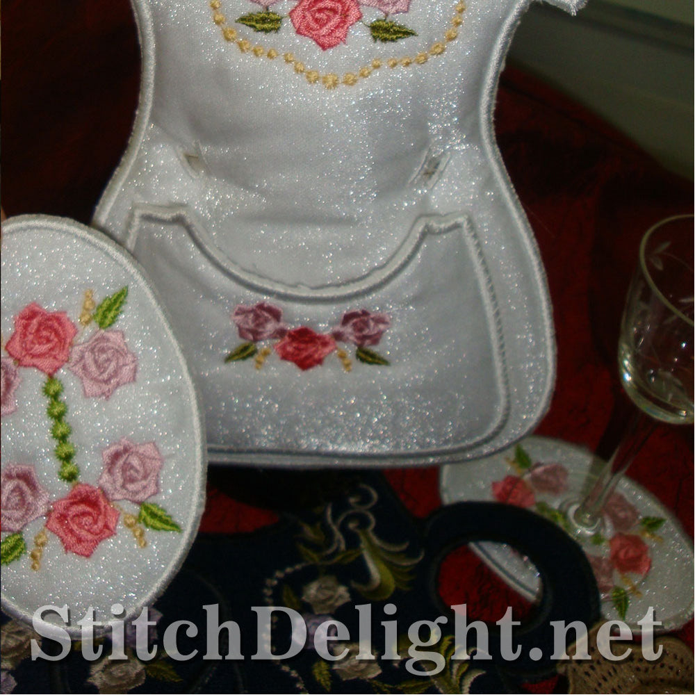 SD0906 Dainty Rose Bottle Apron
