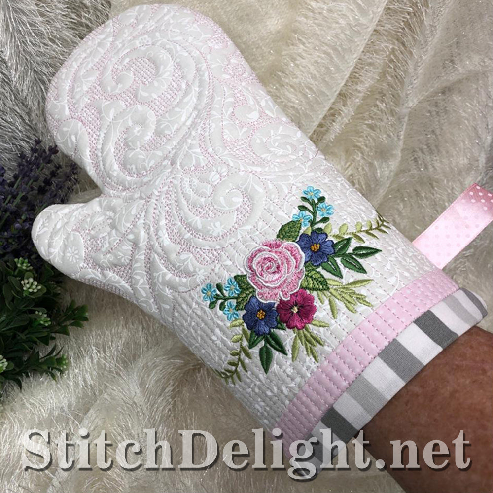 SDS1503 ITH Oven Mits