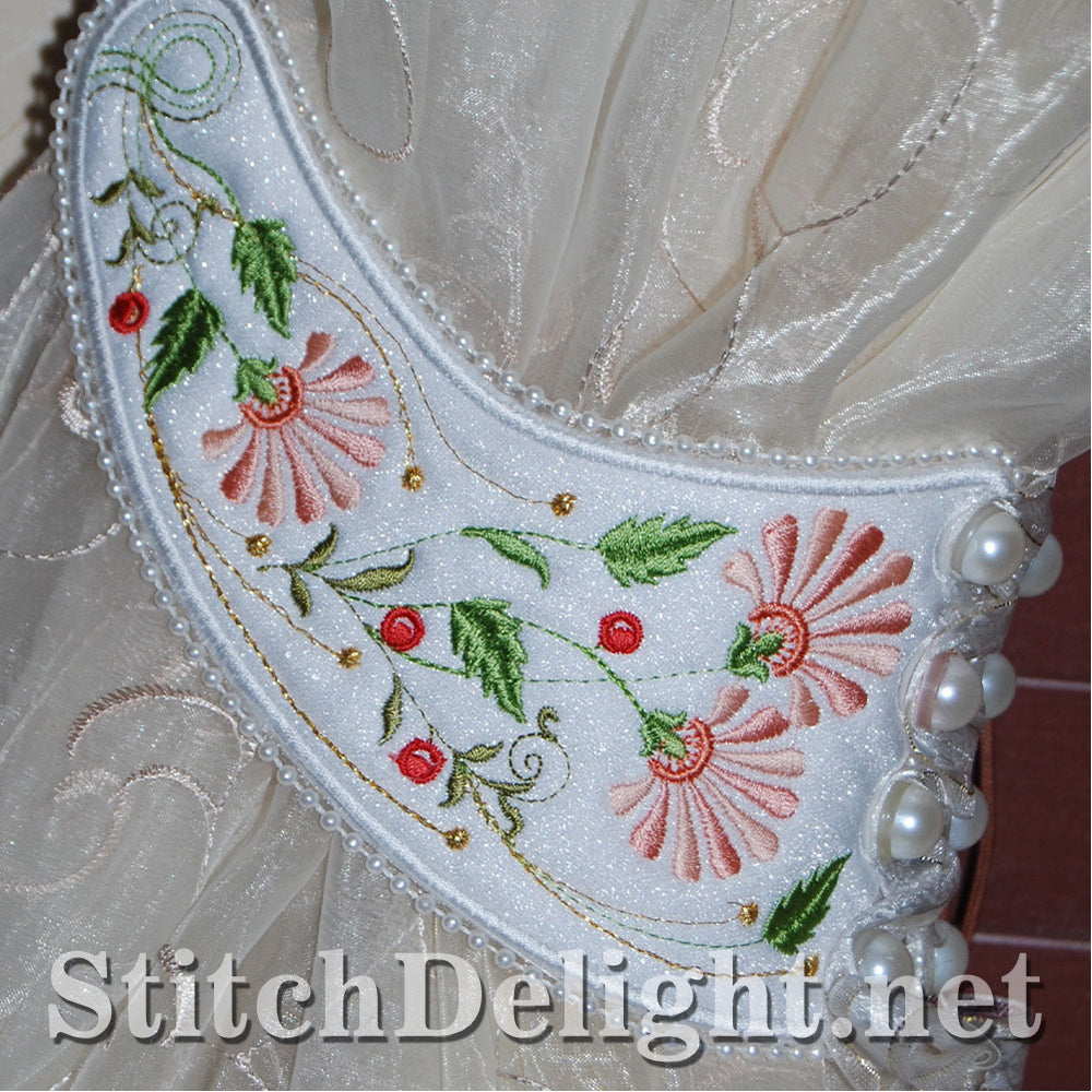 SD0832 Pearls and Flowers Tie Backs