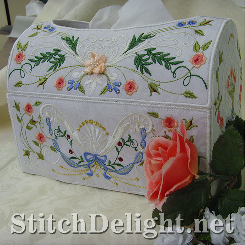 SD0705 Heirloom Rose Tissue Box Cover