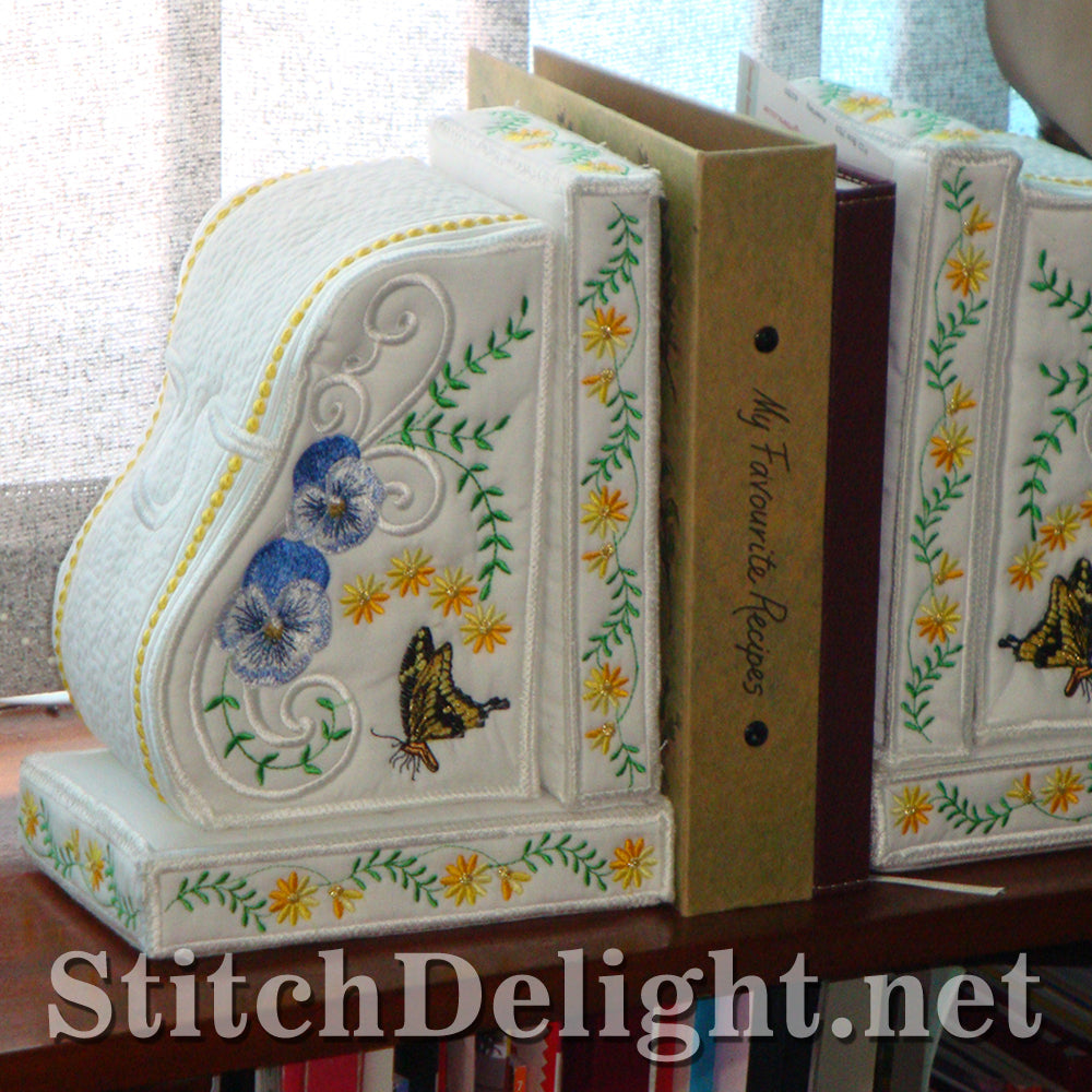 SD1143 Pansy Bookends