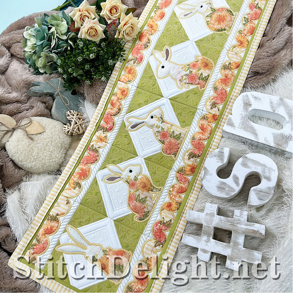 SDS4208 Rabbit Table Runner