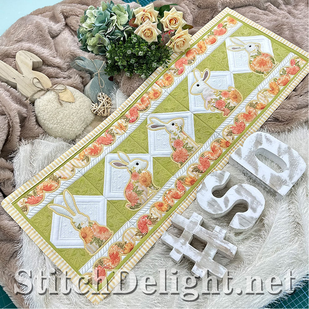 SDS4208 Rabbit Table Runner