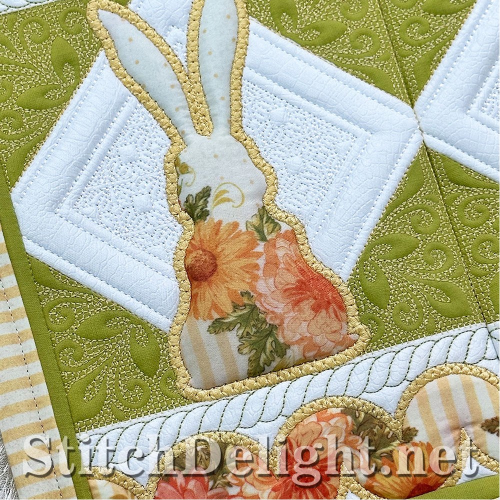 SDS4208 Rabbit Table Runner